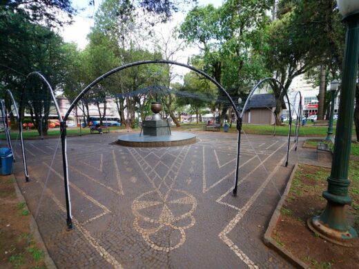 Natal Sonho e Luz transforma a Praça da Cuia com decoração e iluminação