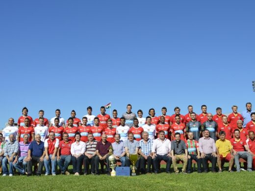 Prefeitura faz homenagem ao E.C. Passo Fundo por título conquistado