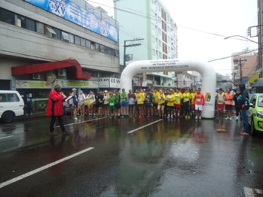 Chuva não atrapalhou a 1º etapa do Circuito Municipal de Corrida de Rua
