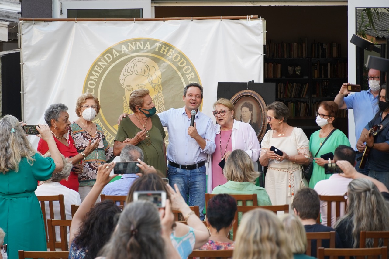 Prefeitura homenageia mulheres que fazem história na cultura