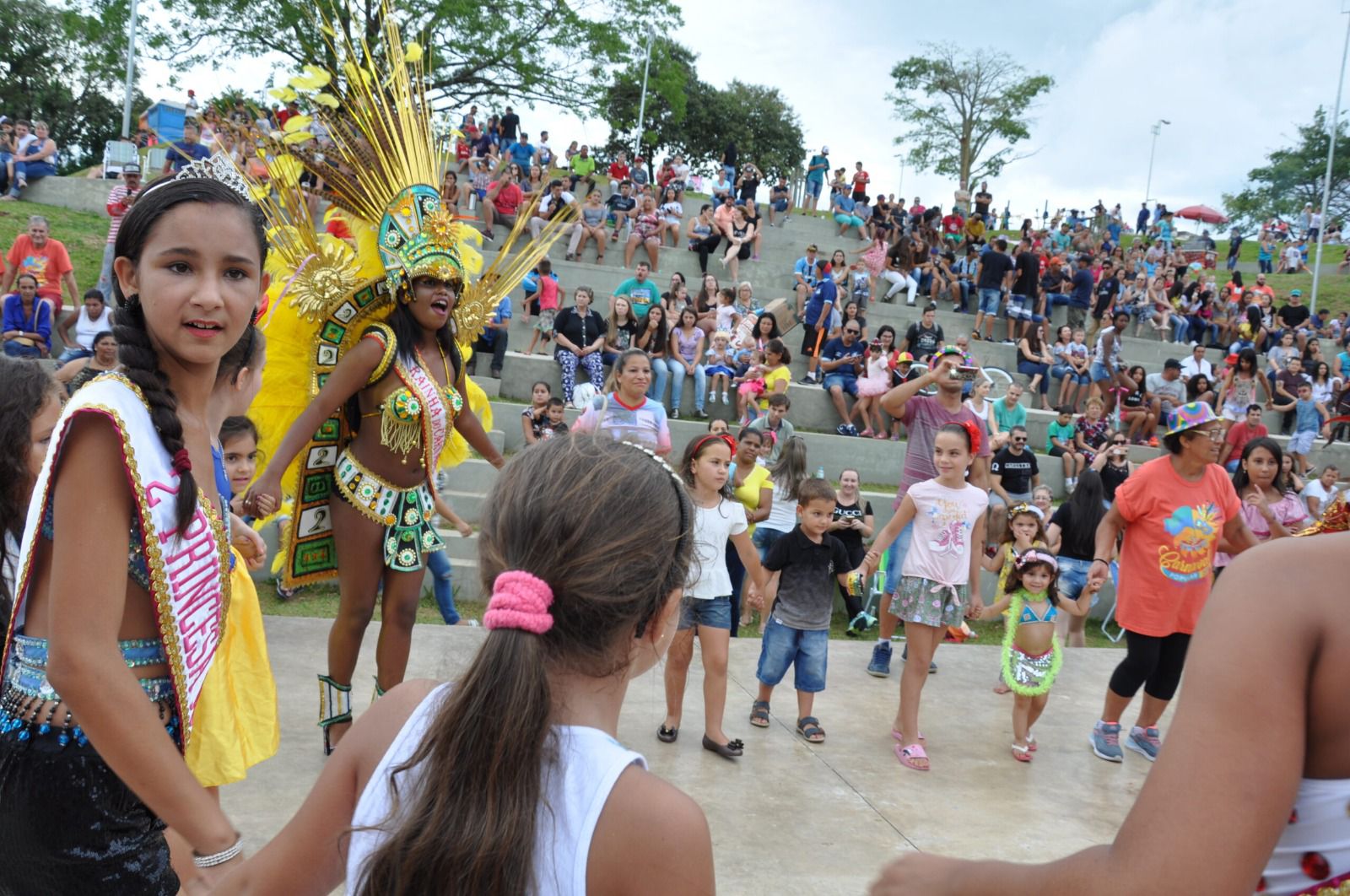 Domingo é dia de Carnaval Popular no Parque da Gare