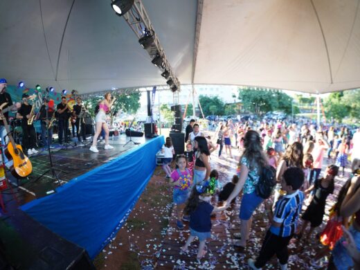 Carnaval Popular acontece na Gare neste domingo