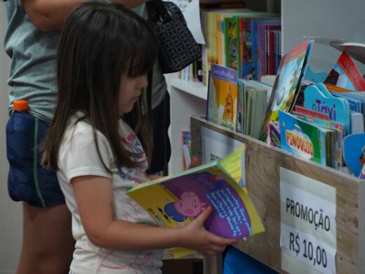 Abertura da 36ª Feira do Livro celebra a literatura
