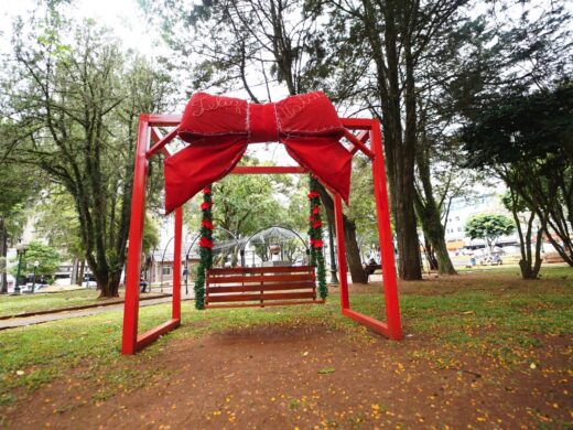 Prefeitura celebra o Natal com luzes, cultura e encanto na Praça da Cuia