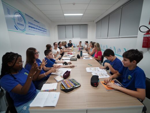 Prefeitura intensifica preparação com aulas de espanhol para Missão Cidade Educadora