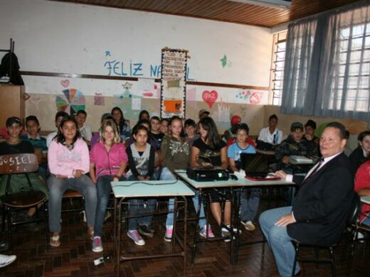 Cultura de Paz difundida nas escolas municipais
