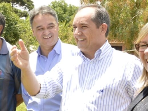 Prefeito anuncia três novas escolas de Educação Infantil