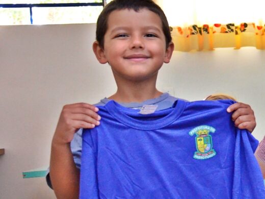 Uniforme Escolar: entrega chega à fase final