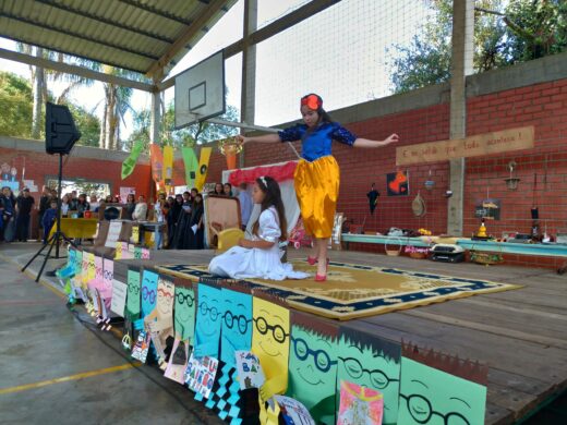 Escola municipal recebe Estação de Leitura