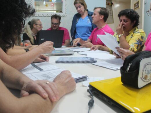 Educação realiza dia de estudo da Base Curricular