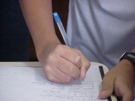 Prefeitura acerta cedência de espaço para escola