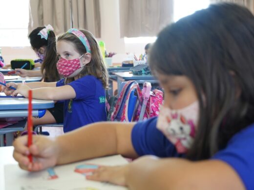 Escolas municipais avaliam o retorno presencial
