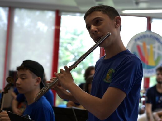 Inscrições para Escola Pública de Música Yamandu Costa seguem abertas
