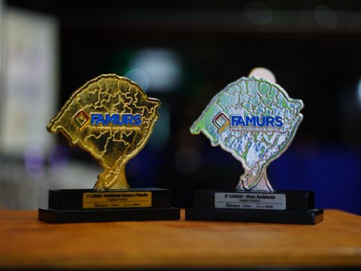 Prefeitura é premiada no 7º Prêmio Boas Práticas na Gestão Pública Municipal da Famurs
