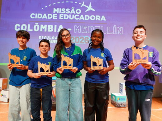 Prefeitura anuncia os alunos que irão para a Missão Cidade Educadora – Destino Medellín