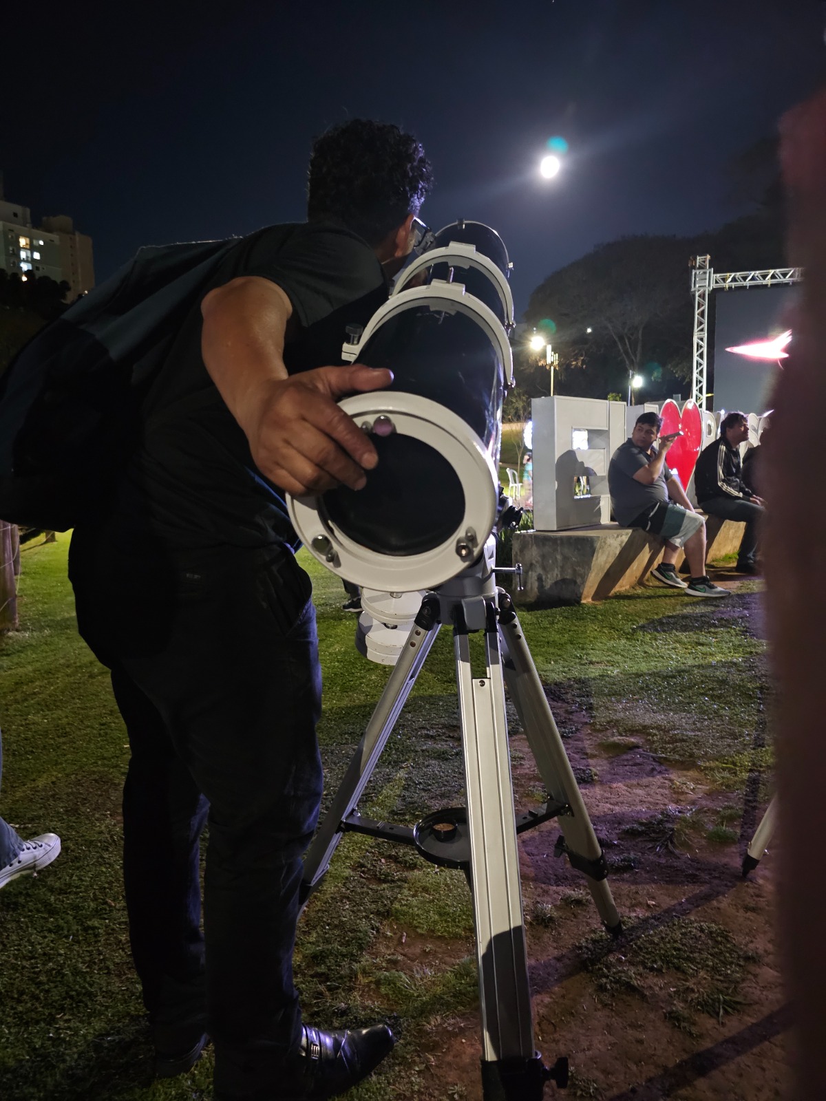 Prefeitura promove noite de observação da lua