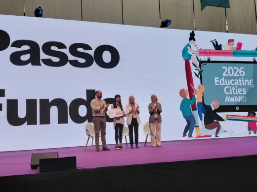 Escola das Profissões ganha reconhecimento em encontro Internacional