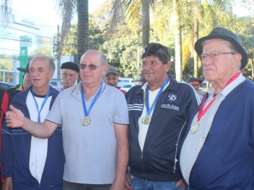 Torneio de Bocha entrega medalhas aos bochófilos