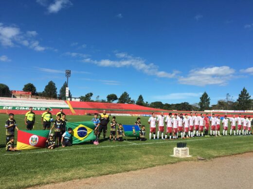 Começa Campeonato de Futebol Amador da 1ª divisão