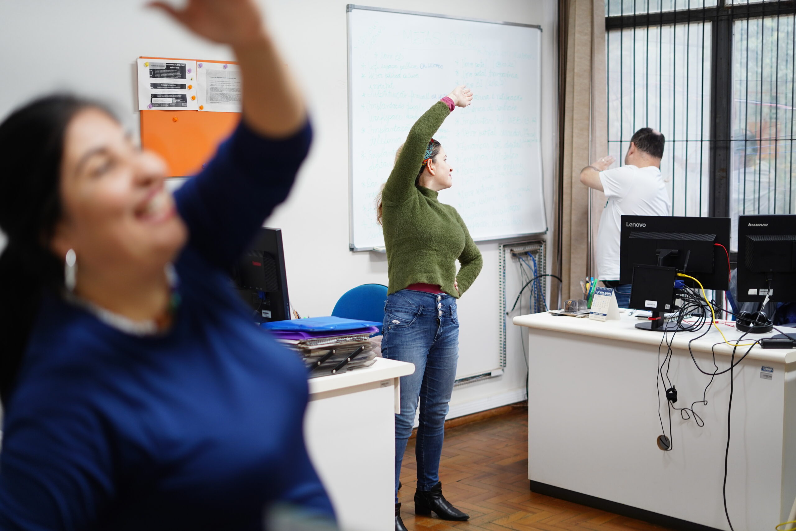 Prefeitura oferece aulas de ginástica laboral para servidores