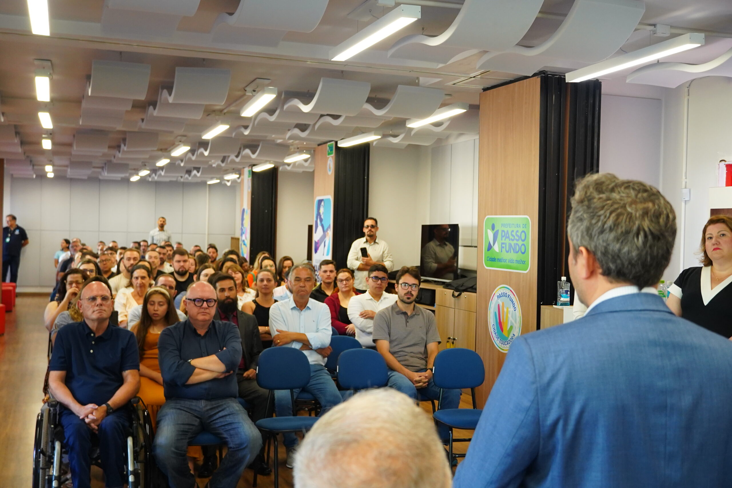 Prefeito Pedro realiza ato de nomeação de novos servidores