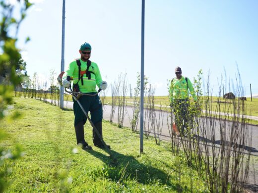 Prefeitura intensifica obras, limpeza e serviços nos bairros e no interior