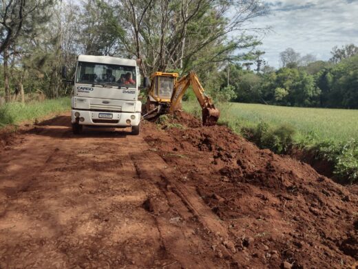Obras em estradas do interior