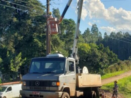 Prefeitura avança no programa Campo Conectado e leva a fibra óptica para o distrito de Pulador