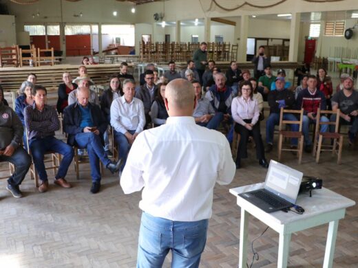 Prefeitura promove encontro focado no fortalecimento da agricultura familiar