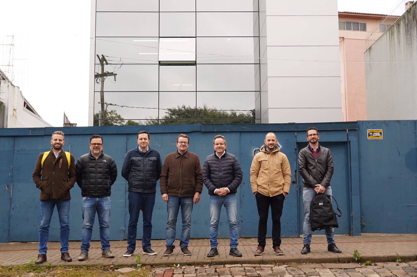 Prefeito Pedro visita espaço que abrigará a Escola das Profissões