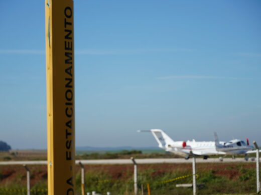 Prefeitura fará obra de ampliação de estacionamento no Aeroporto Lauro Kortz