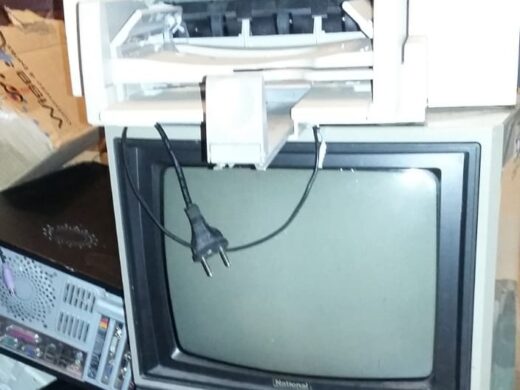 ﻿Campanha coleta 200 quilos de lixo eletrônico