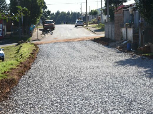 Mais obras de asfalto no Parque Recreio e Schisler
