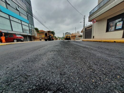 100 quadras asfaltadas pela Prefeitura em 2021