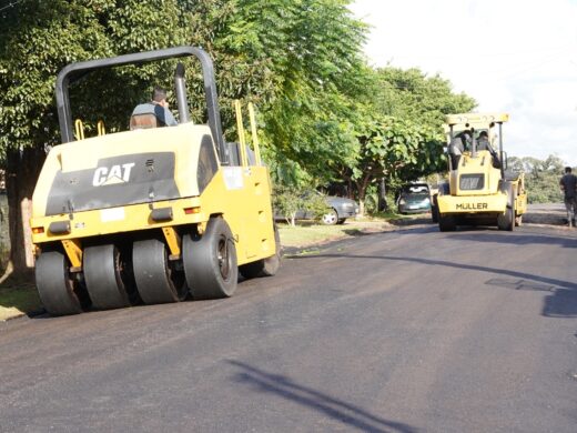 “Minha Rua com Asfalto” alcança 160 quadras de ruas