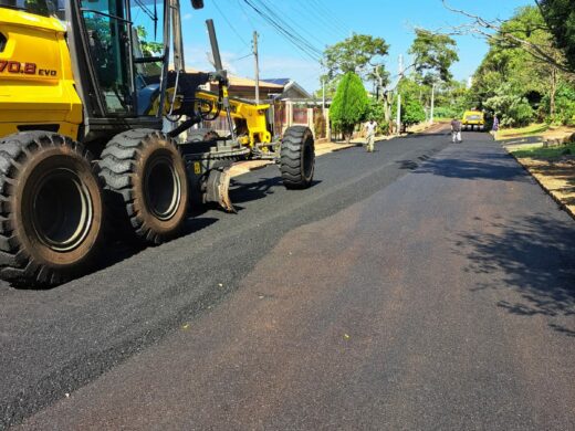 <strong>Programa Minha Rua com Asfalto: Prefeitura avança com obras nos bairros</strong>