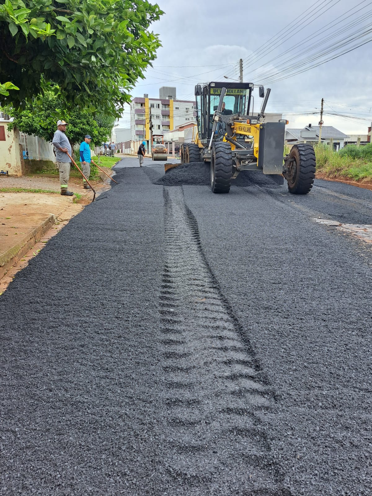 Obras do programa Minha Rua com Asfalto chegam no Bairro Costa Verde