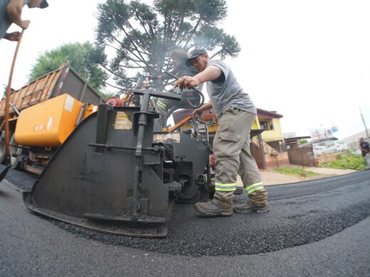 Minha Rua com Asfalto: prefeito anuncia o asfaltamento de mais 150 quadras, em 30 bairros