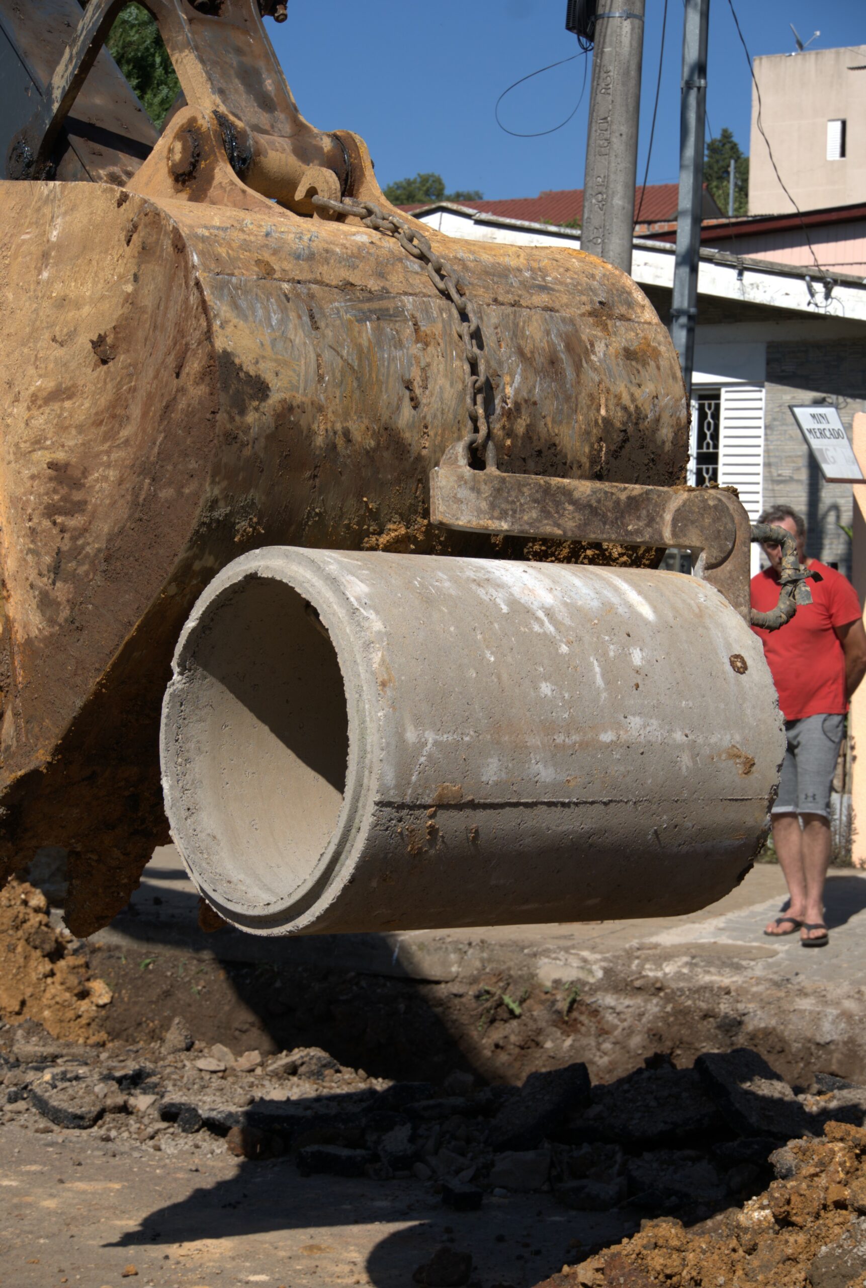 Prefeitura realiza mais obras de drenagem para evitar alagamentos