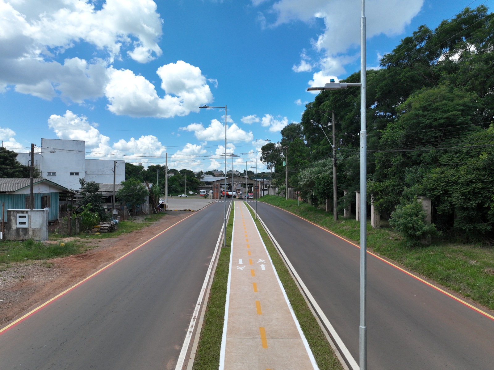 Prefeitura conclui obra da Avenida das Araucárias na Roselândia
