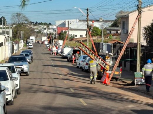 Poste Limpo chega aos bairros e realiza primeira ação fora da região central