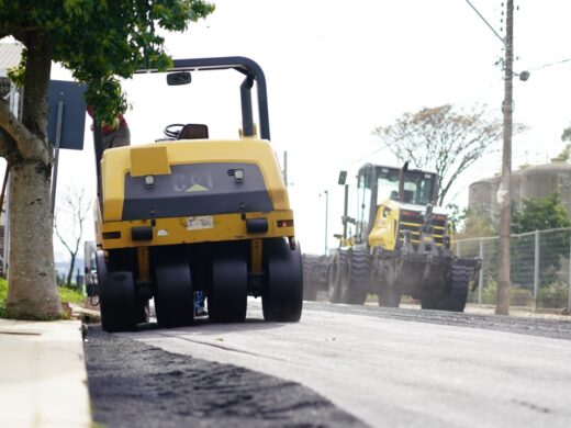 Prefeitura avança com obras de pavimentação em bairros de Passo Fundo