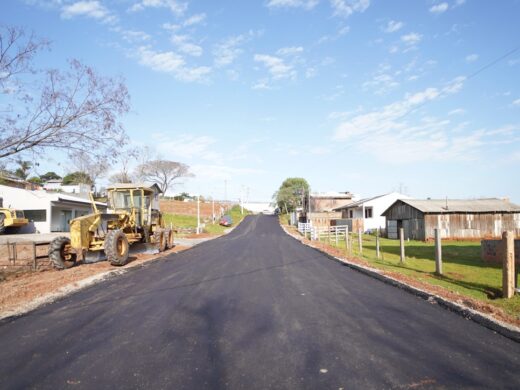 Prefeitura conclui primeiras vias da 5ª edição do programa Minha Rua com Asfalto