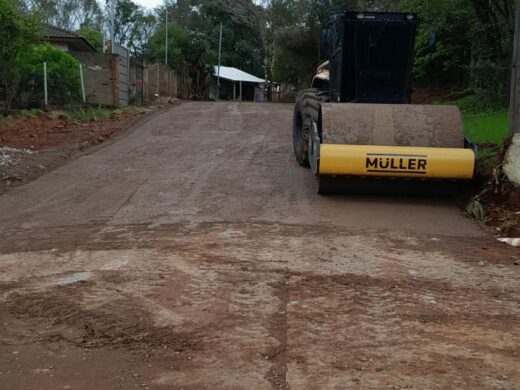 Programa “Minha Rua com Asfalto” avança com obras