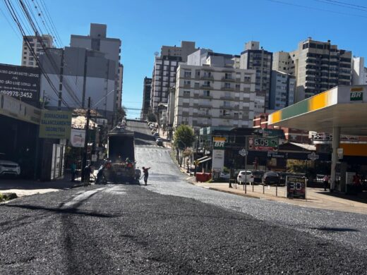 Prefeitura conclui pavimentação no Bairro Integração