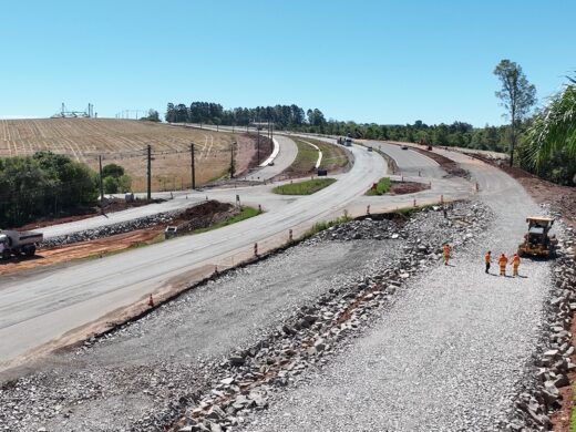 Obras no acesso ao Distrito Industrial Valinhos atingem 55% de execução