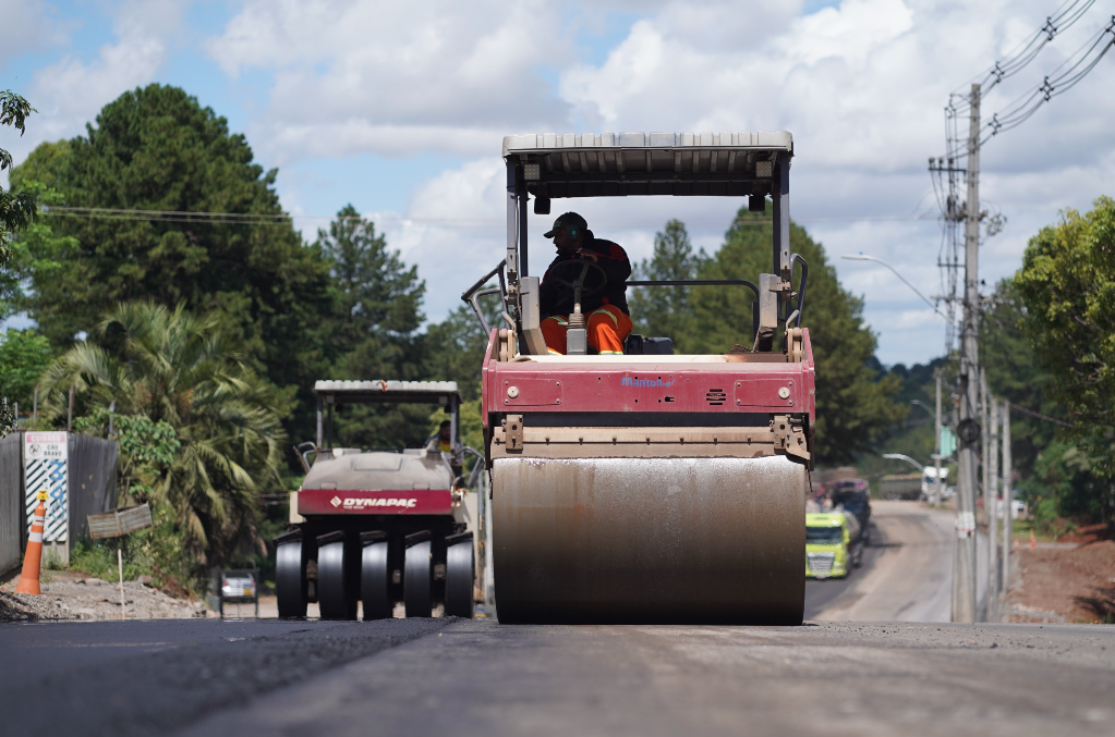Prefeitura intensifica obras, limpeza e melhorias em bairros e distritos de Passo Fundo nesta semana