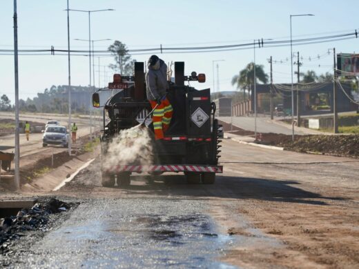 Trevo do Distrito Industrial Valinhos entra na fase final com continuidade da pavimentação asfáltica