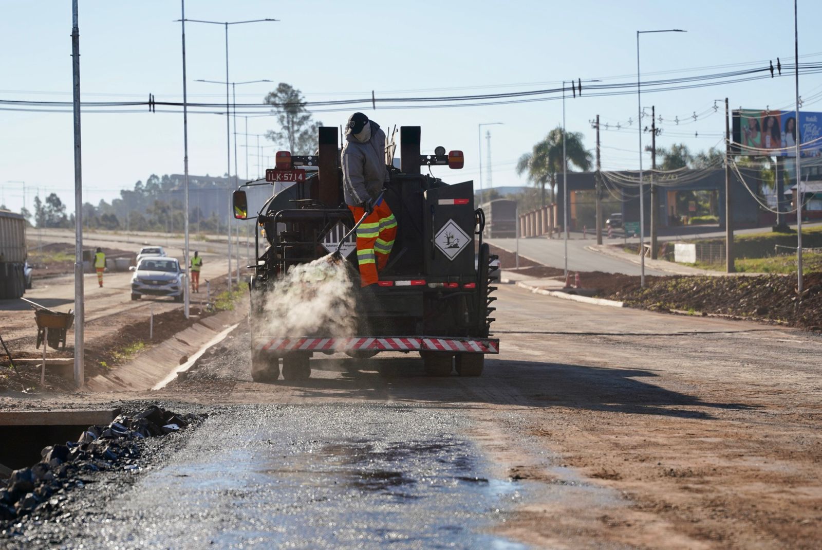 Trevo do Distrito Industrial Valinhos entra na fase final com continuidade da pavimentação asfáltica