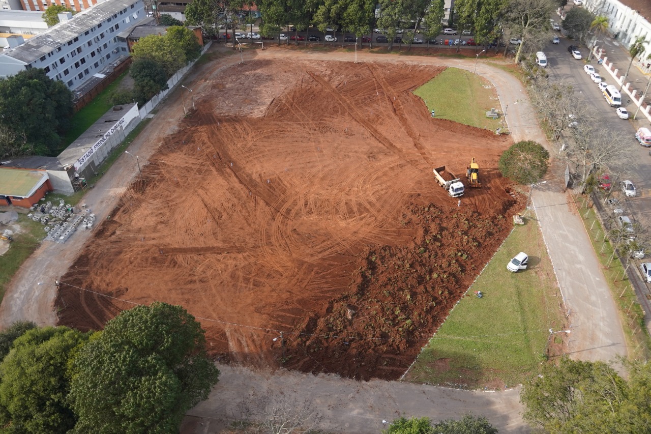 Prefeitura avança nas obras do Centro de Esporte e Lazer Fredolino Chimango